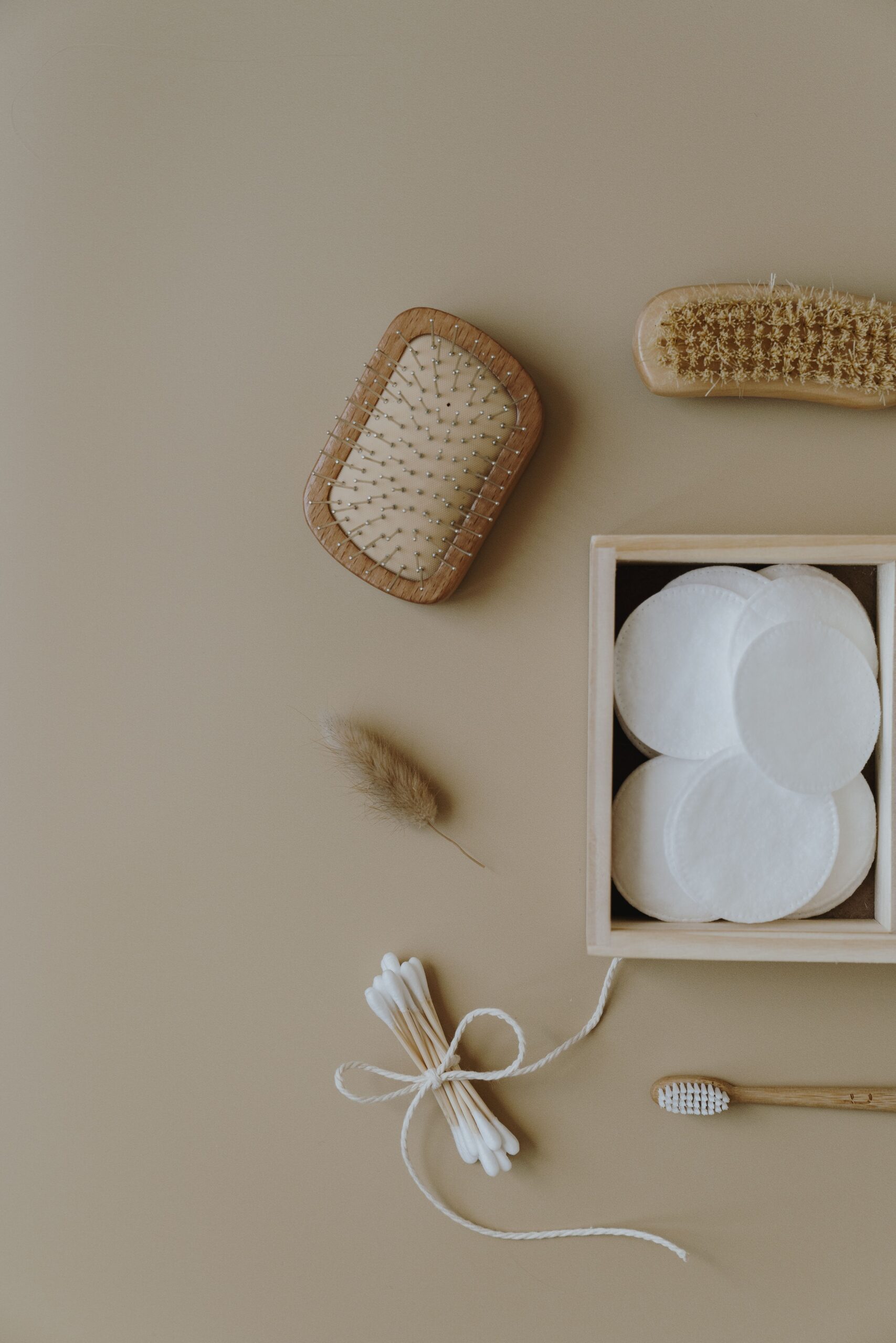 Reusable household products arranged for a lower-waste routine